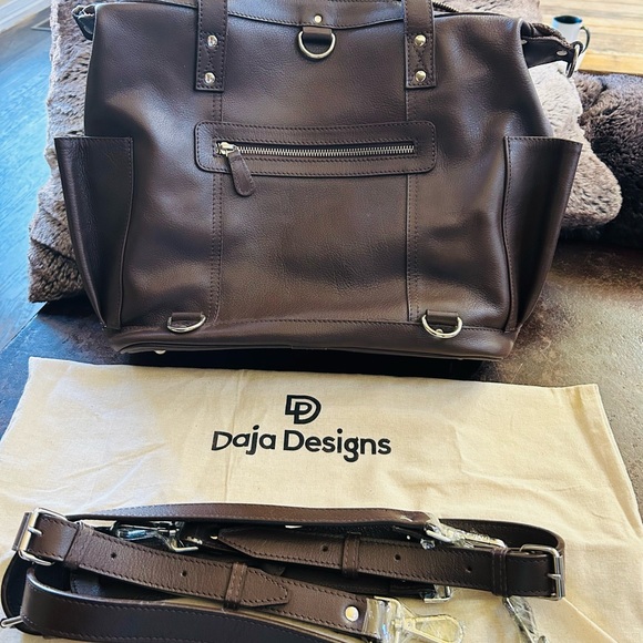 NEW Daja Designs one of a kind floral “Bella” convertible backpack carryall bag - Picture 5 of 6